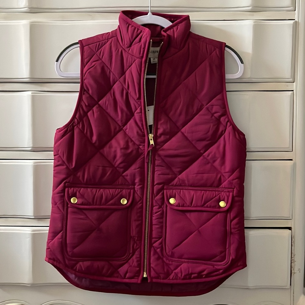 J Crew Women’s Puffer Vest in Pink Raspberry